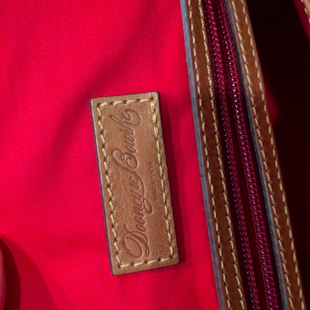 Dooney & Bourke Dottie Florentine Italian Leather Crossbody Bag - Picture 4 of 7